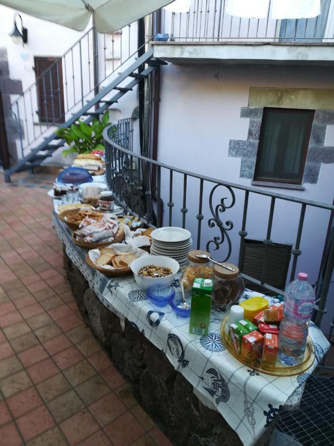 Affitta Camere Casa Delle Rose Villanova Monteleone المظهر الخارجي الصورة